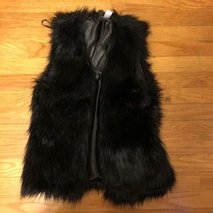 Fur vest